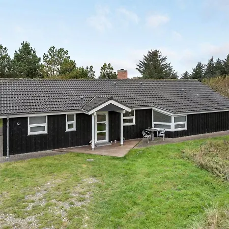 Carlina - 800m From The Sea In Nw Jutland By Interhome *