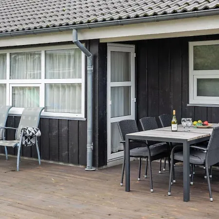 Holiday home Carlina - 800m From The Sea In Nw Jutland By Interhome